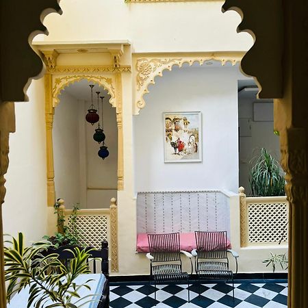 Hotel Mewari Villa Удайпур Екстер'єр фото