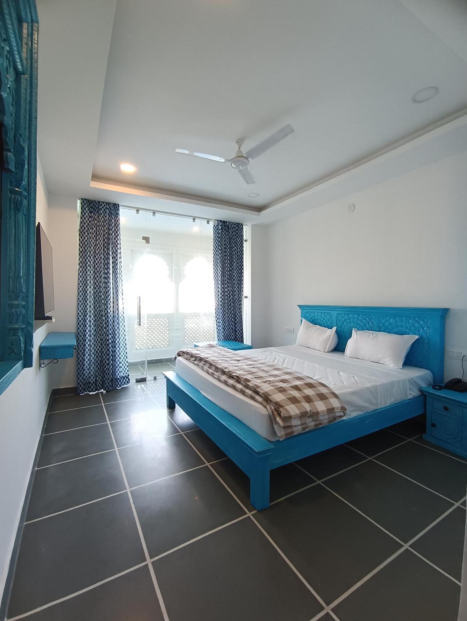 Hotel Mewari Villa Удайпур Екстер'єр фото