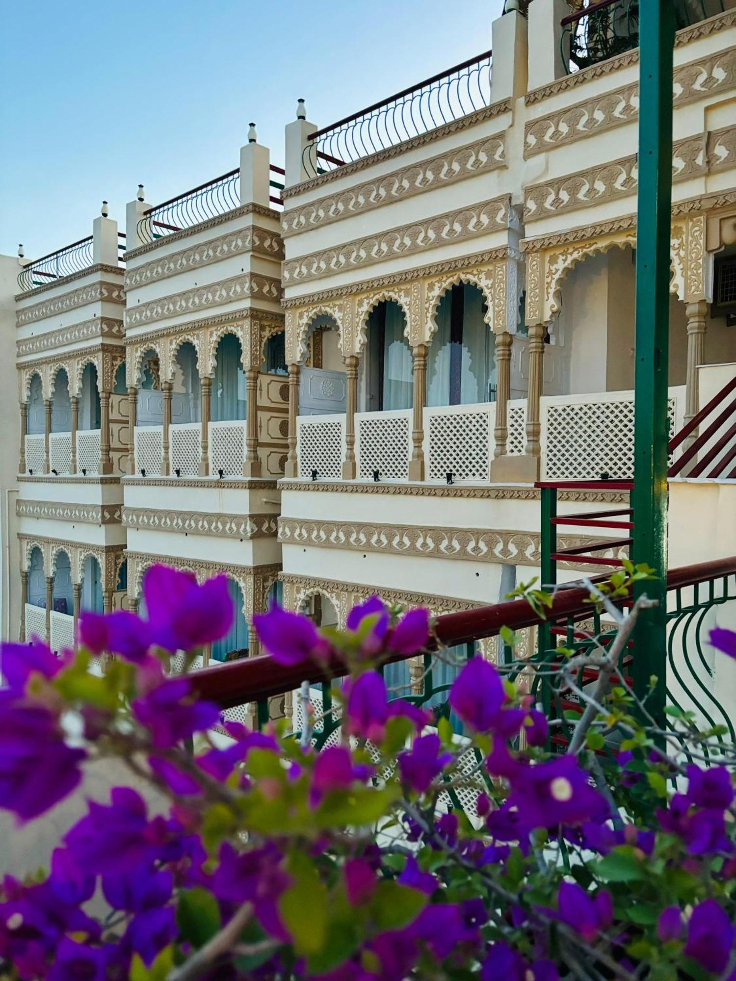 Hotel Mewari Villa Удайпур Екстер'єр фото