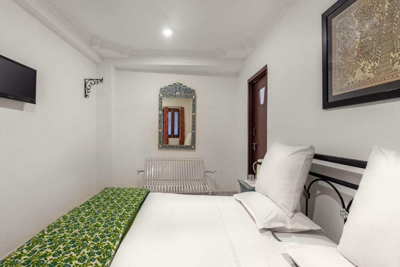 Hotel Mewari Villa Удайпур Екстер'єр фото