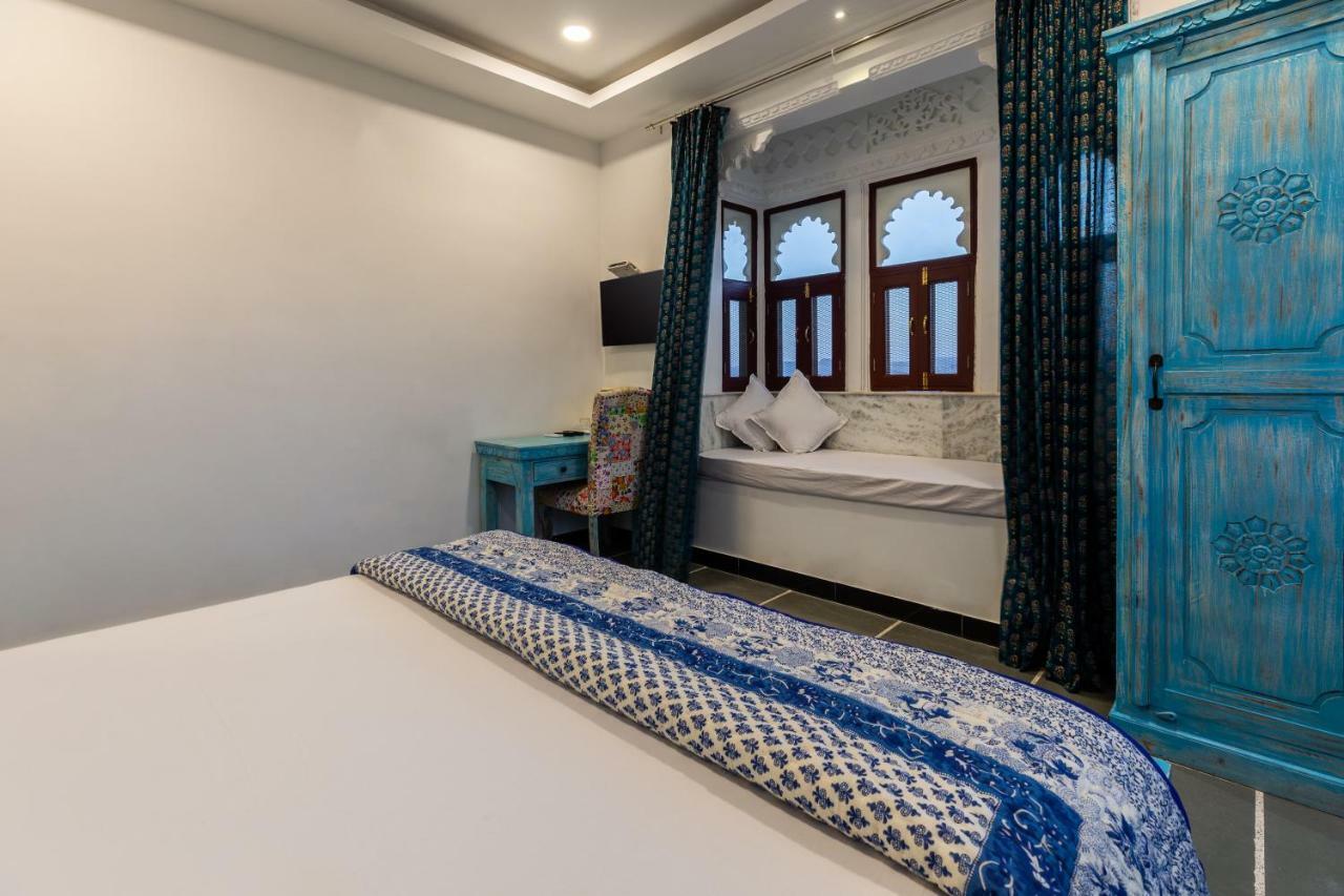 Hotel Mewari Villa Удайпур Екстер'єр фото